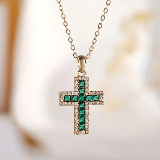 Collier avec croix en or et zircons verts - Maelis