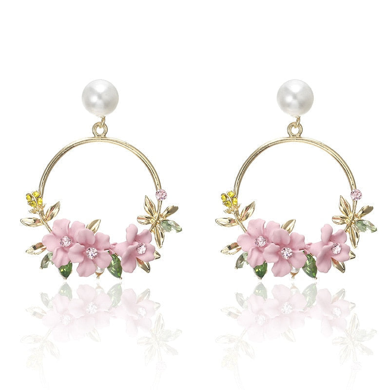 Boucles D Oreilles Or Jaune Fleurs Perles Edition Limitee Exclusivite