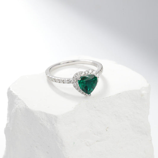Bague en argent avec pierre de cœur verte - Genève