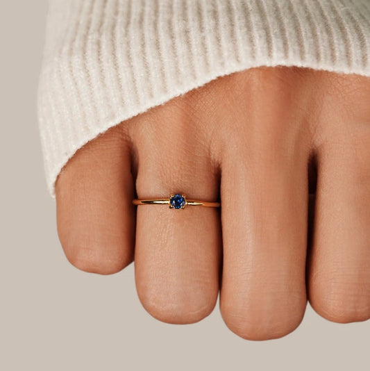 Bague en or avec pierre de naissance de décembre