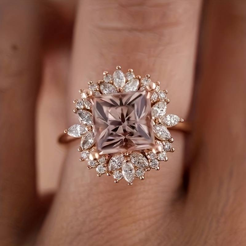 Bague vintage à fleur en cristal incrusté