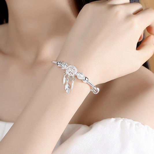 Bracelet rigide avec pendentif rêve et détails sculptés - Ismena