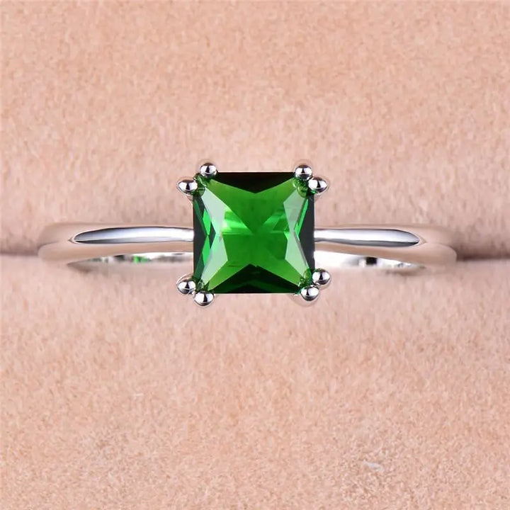 Bague en argent avec pierre carrée verte - Mirella