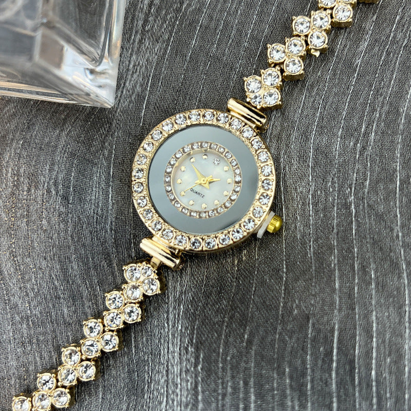Montre Femme Cadran Rond Cristaux Marvella