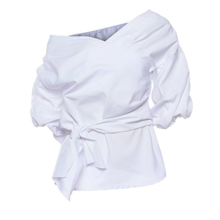 Noelle - Blouse courte croisée en dentelle