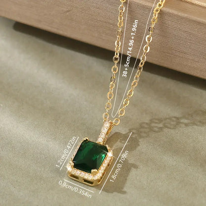 Collier en or avec pendentif rectangulaire vert - Elanora