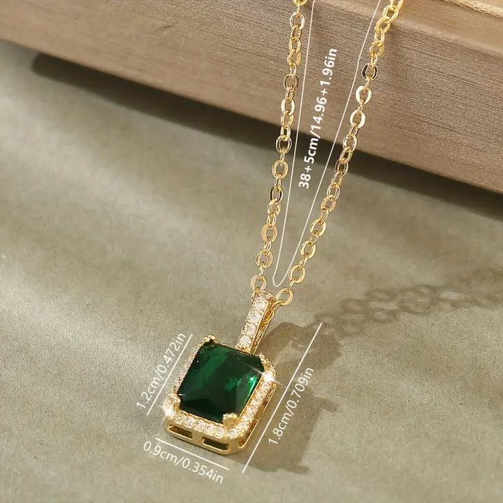 Collier en or avec pendentif rectangulaire vert - Elanora