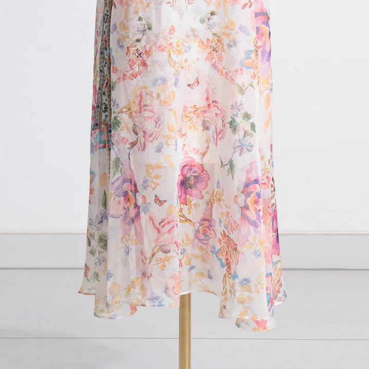 Robe Féérique à Col V - Cintrée avec Motif Floral