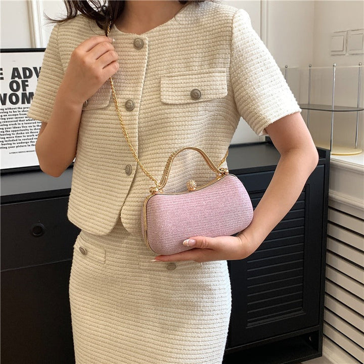 Sac de soirée pour femme avec détails brillants et poignée ornée de bijoux - Dhalia