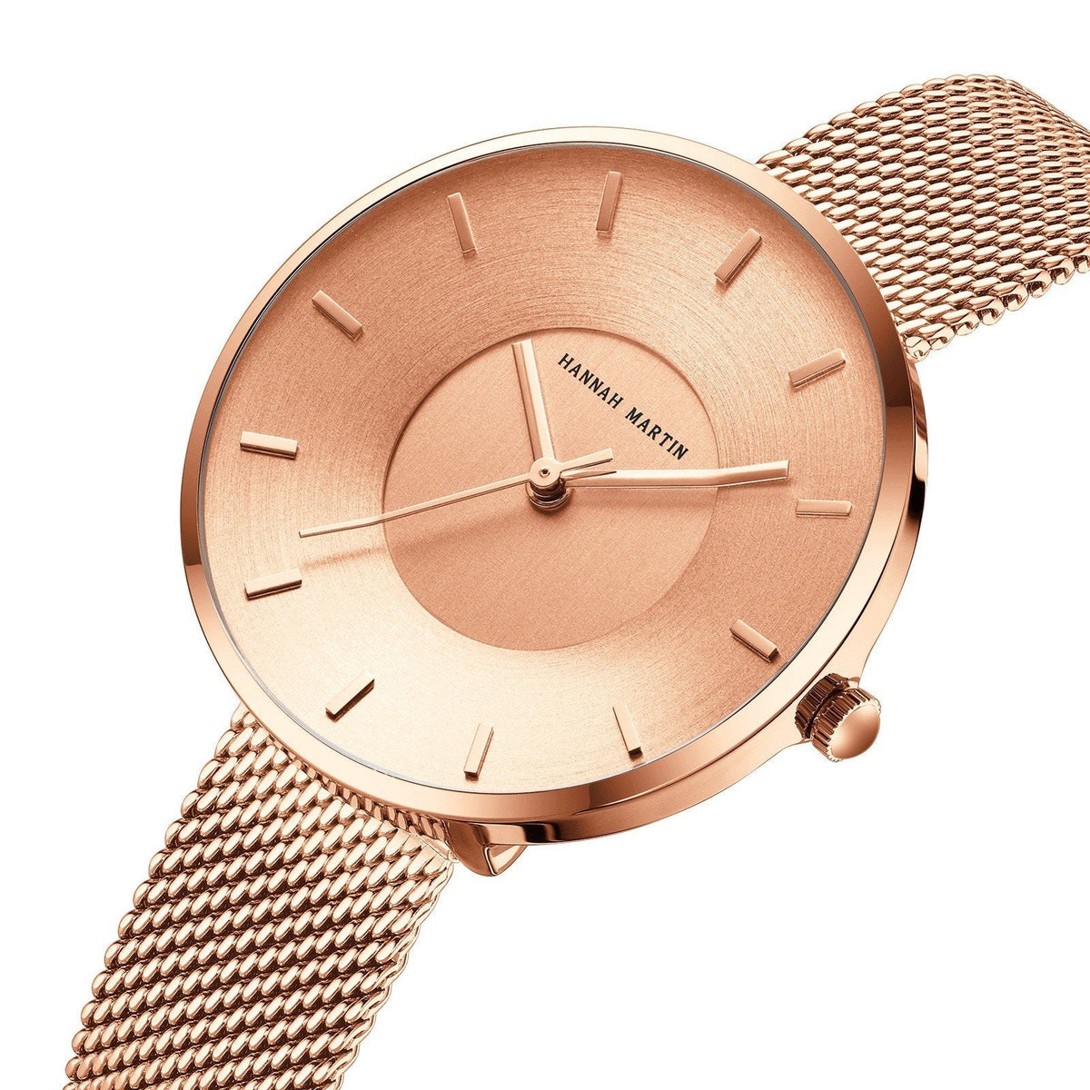 Montre Femme Minimaliste En Maille Métallique Boîtier Fin Et Cadran Clair Lisible Design Épuré