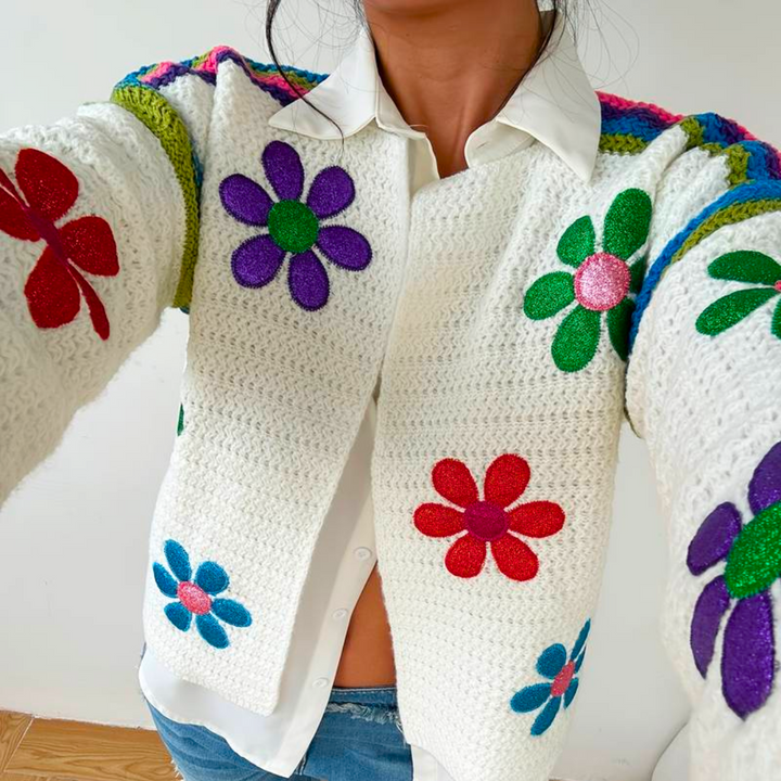 Eva - Cardigan à fleurs brodées chaudes