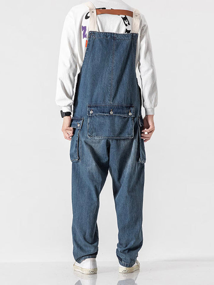 Salopette multi-poches à bretelles en denim vieilli