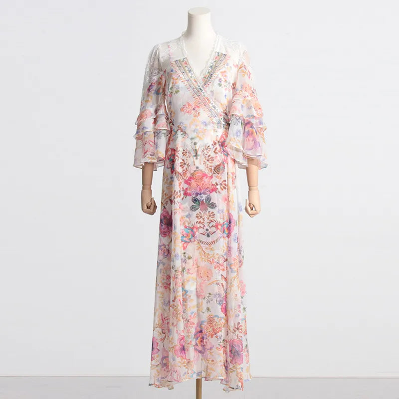 Robe Féérique à Col V - Cintrée avec Motif Floral