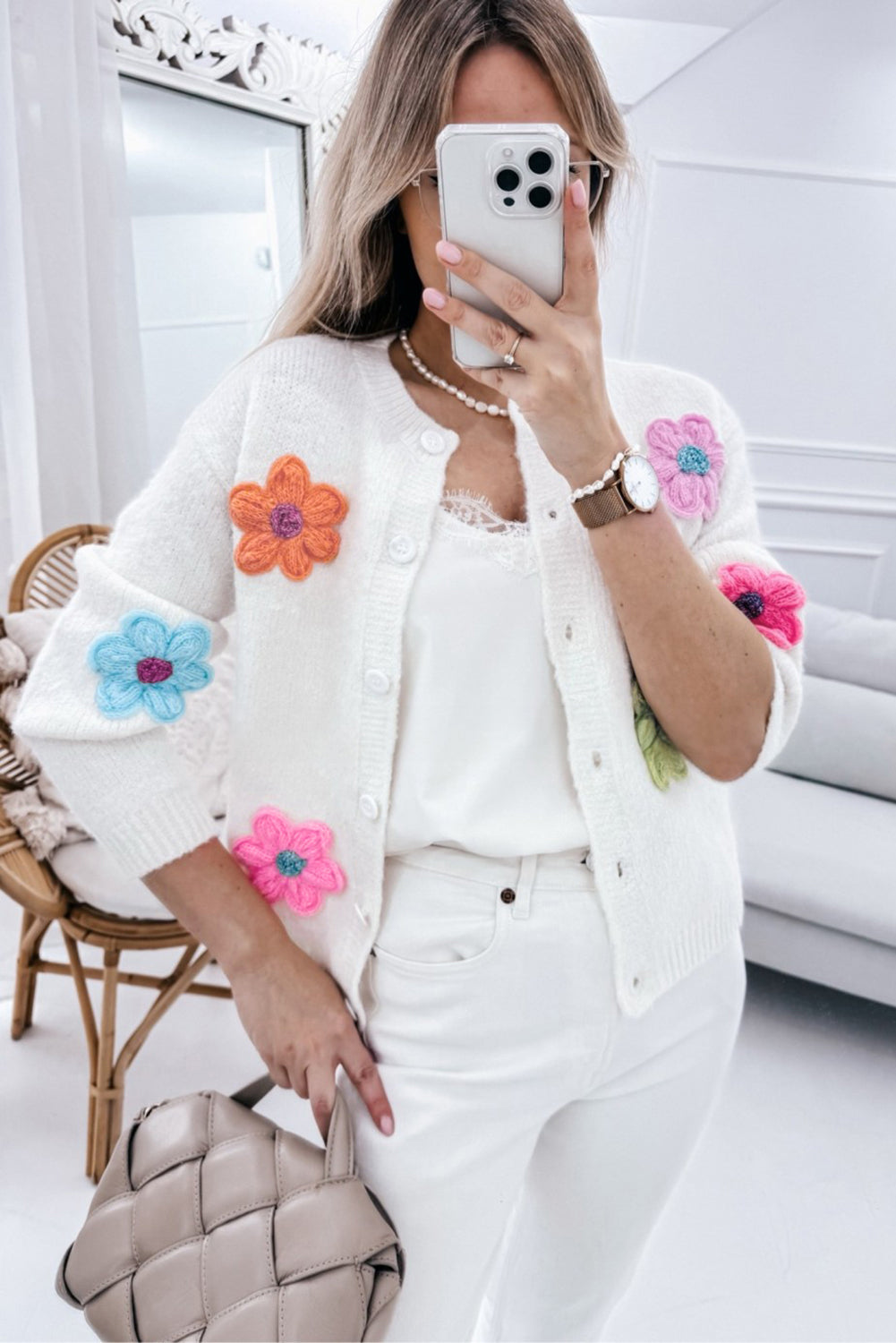 Arielle - Cardigan Mignon Tricoté à Motif Floral avec Boutons