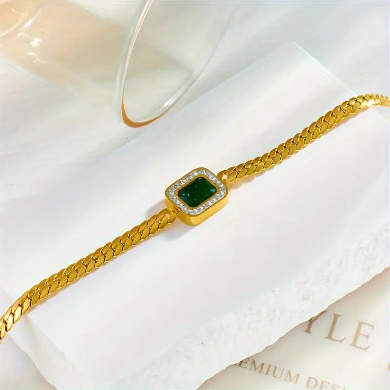Bracelet doré avec cristal rectangulaire vert - Liriel