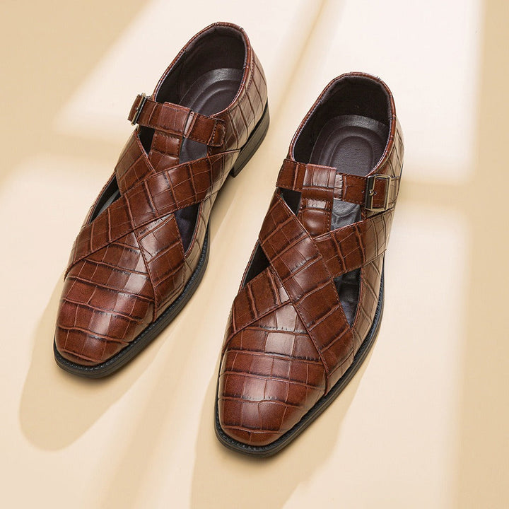 Chaussures formelles pour hommes en cuir marron ajouré élégant - Ferrano