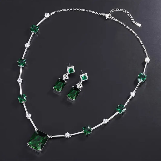 Collier et boucles d'oreilles en argent avec cristaux verts - Veralyn