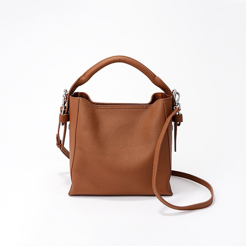 Sac seau pour femme en cuir véritable au design structuré - Bleu clair