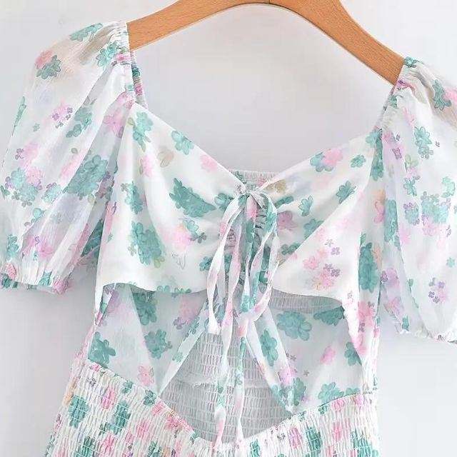 Fioby - Mini-robe florale à volants et manches bouffantes