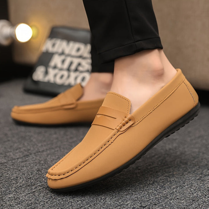 Loafers élégants pour hommes en différentes couleurs