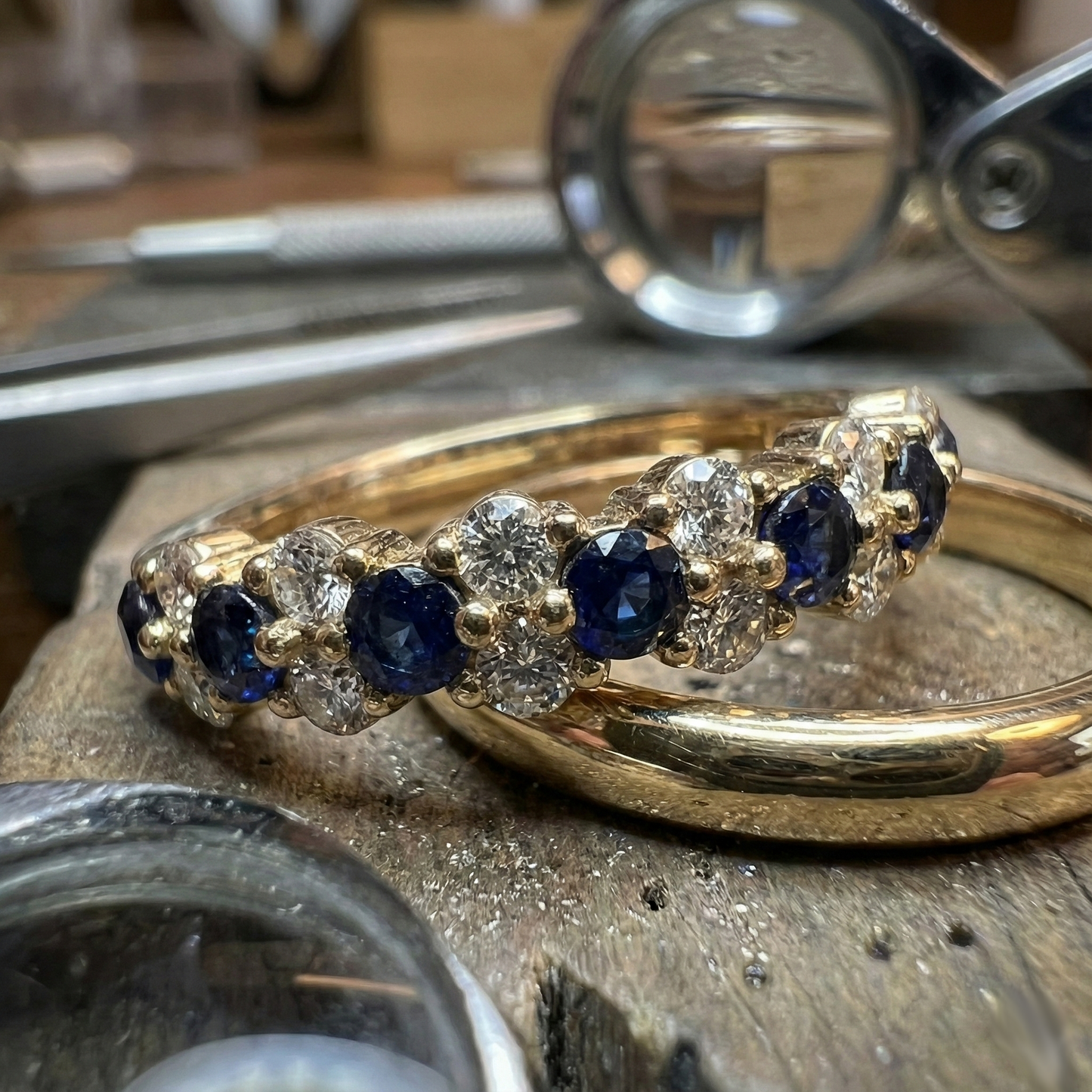 Bague en Or Vintage Élégante avec Zirconia Bleu
