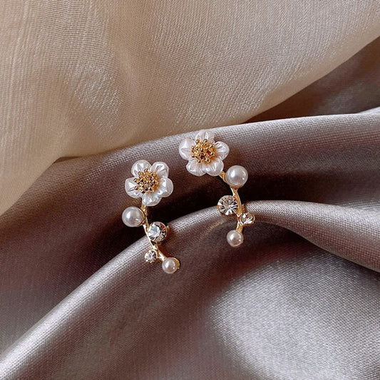 Boucles d'Oreilles Perles et Fleurs Collection Édition Exclusive