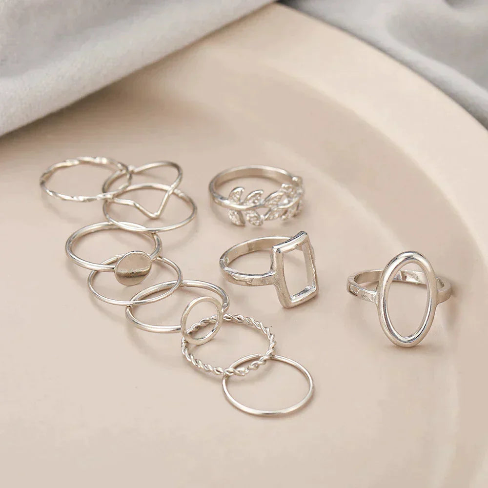 Paquet de 11 bagues vintage en argent