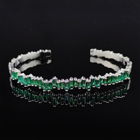 Bague pour femme sertie de cristaux baguette – Amélie