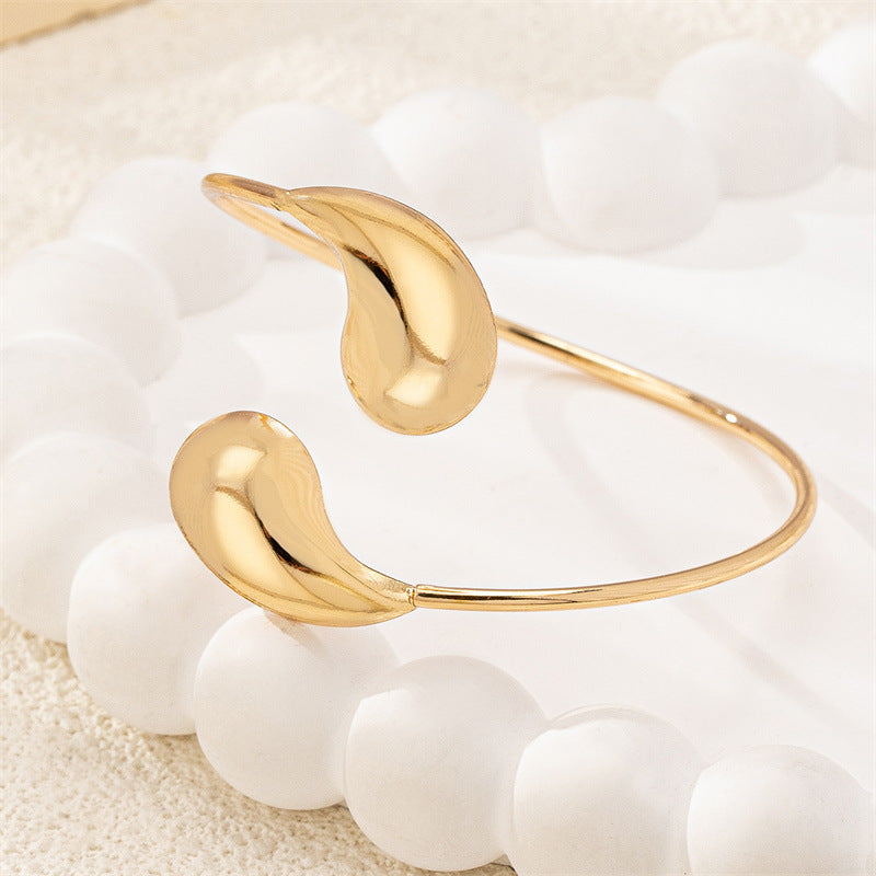 Bracelet femme minimaliste avec goutte scintillante - Lunaria