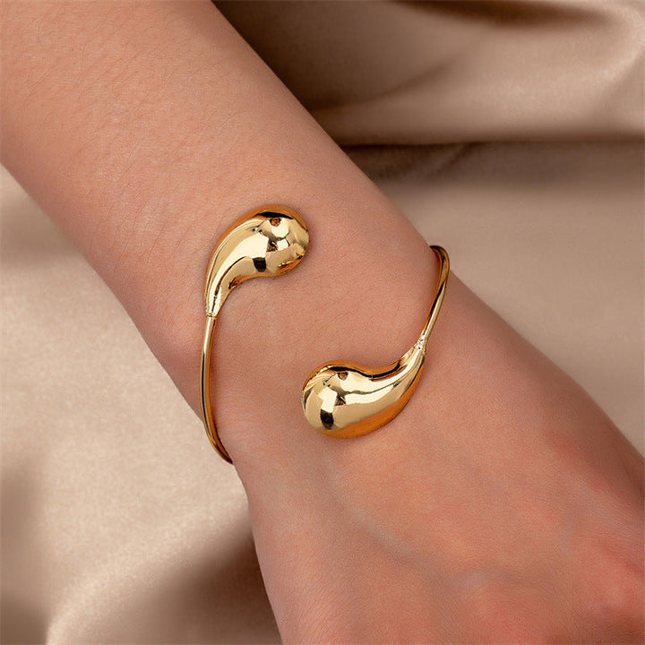 Bracelet femme minimaliste avec goutte scintillante - Lunaria