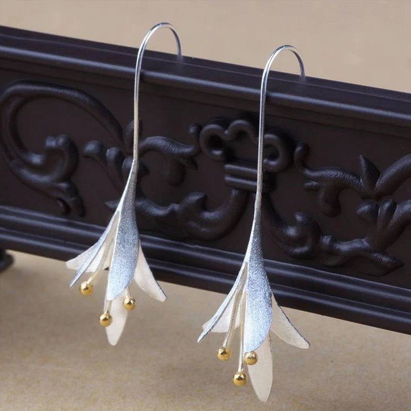 Boucles d Oreilles Fleurs Argentées Collection Privée Édition Limitéée