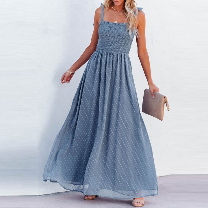 Larada - Robe maxi aérienne avec un délicat motif à pois