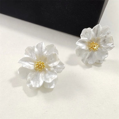 Opal Collection Clous Fleurs Acrylique Blanc Exclusif
