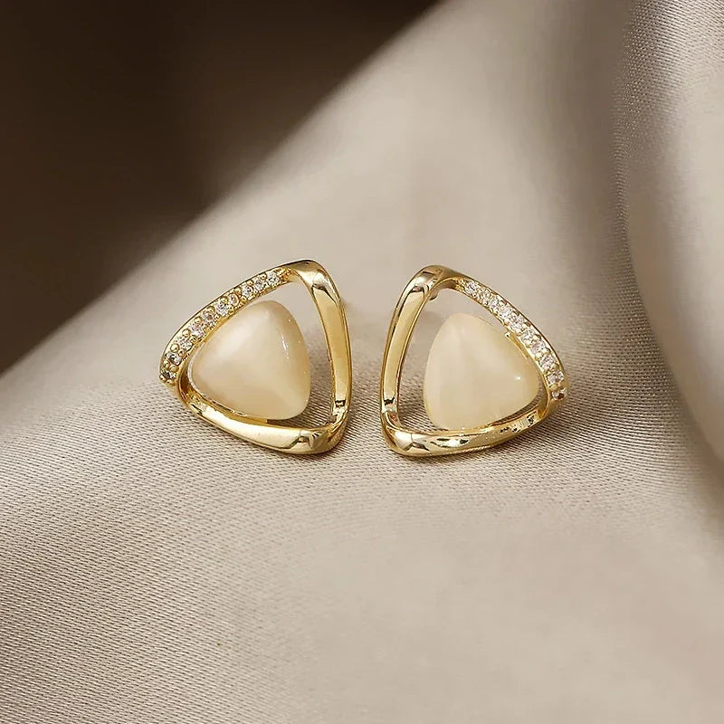 Boucles Doreilles Triangulaires Opale Cristal Collection Opale Édition Limitée Exclusivité