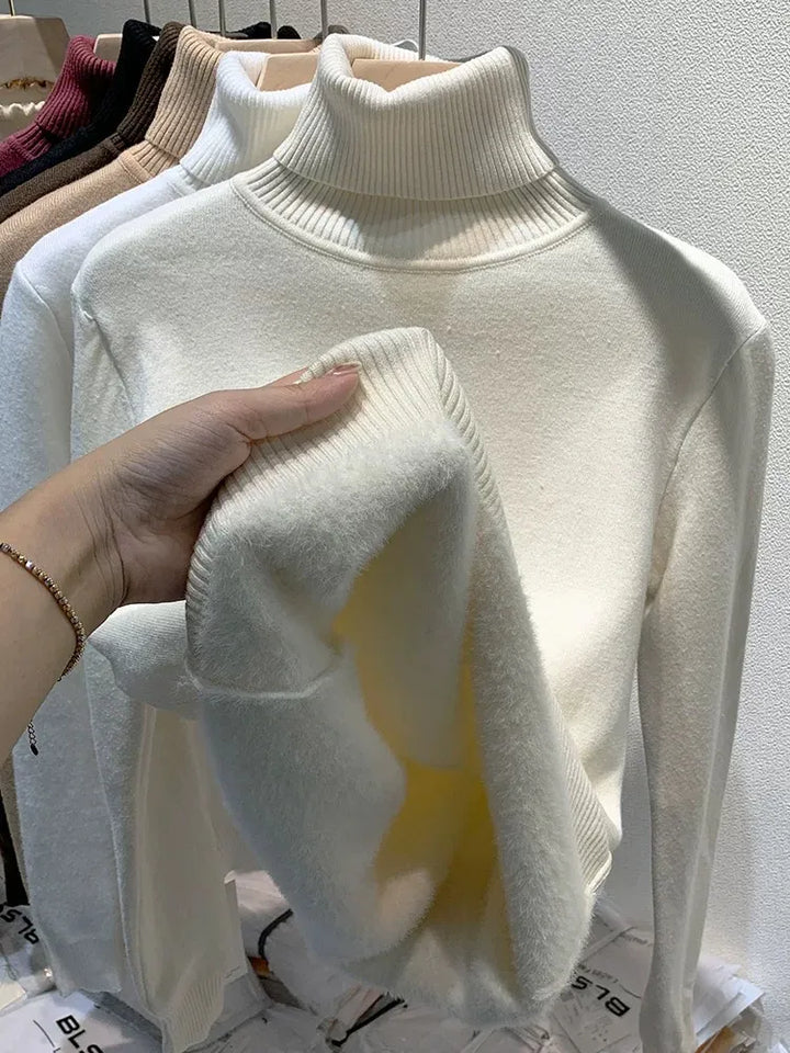 Pull à col roulé doublé de velours pour femme