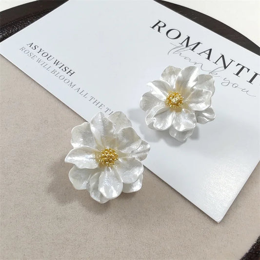 Opal Collection Clous Fleurs Acrylique Blanc Exclusif