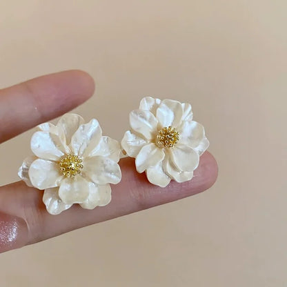 Opal Collection Clous Fleurs Acrylique Blanc Exclusif