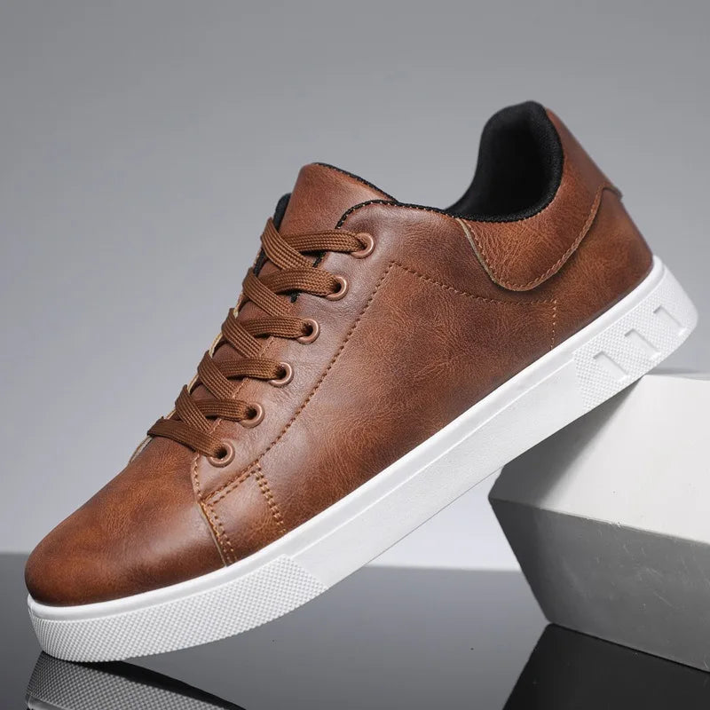 Chaussures en cuir de haute qualité pour hommes, au design classique