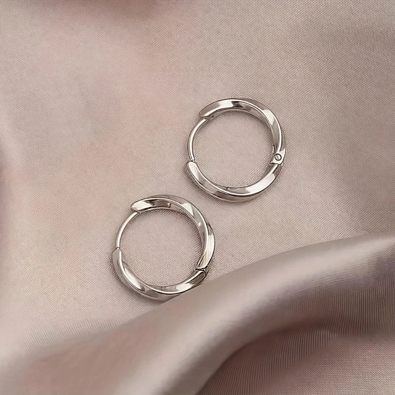 Boucles Pendantes Géométriques Limitées