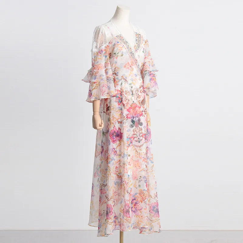 Robe Féérique à Col V - Cintrée avec Motif Floral