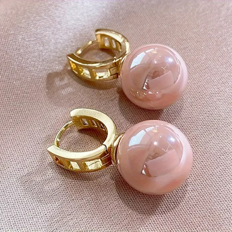Boucles d'oreilles plaquées or avec perle rose - Alina