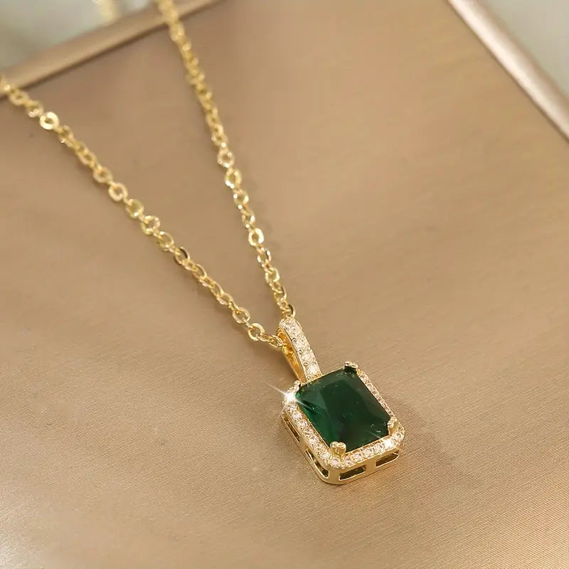 Collier en or avec pendentif rectangulaire vert - Elanora