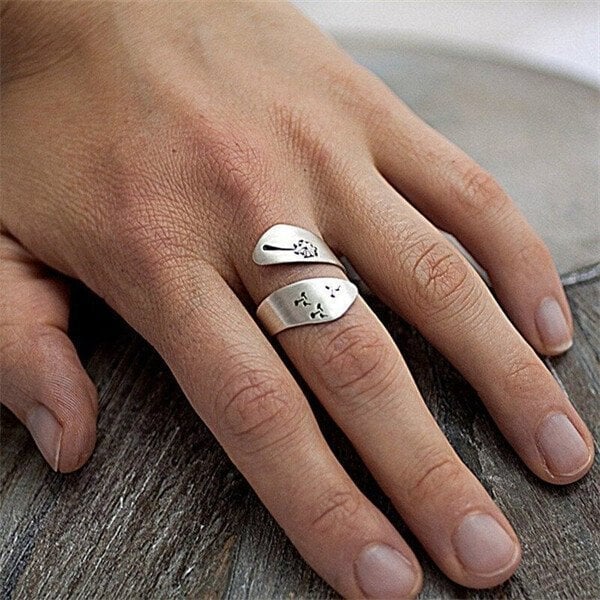 Bague réglable en forme de pissenlit sculptée à la main