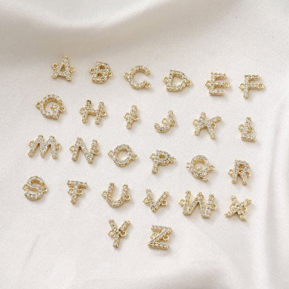 Pendentif Initiale avec Zircons pour Bracelet ou Collier - Beatrice