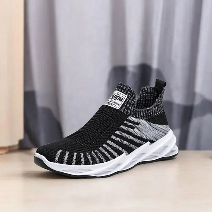Baskets en maille respirante pour hommes, noires et blanches - Nova