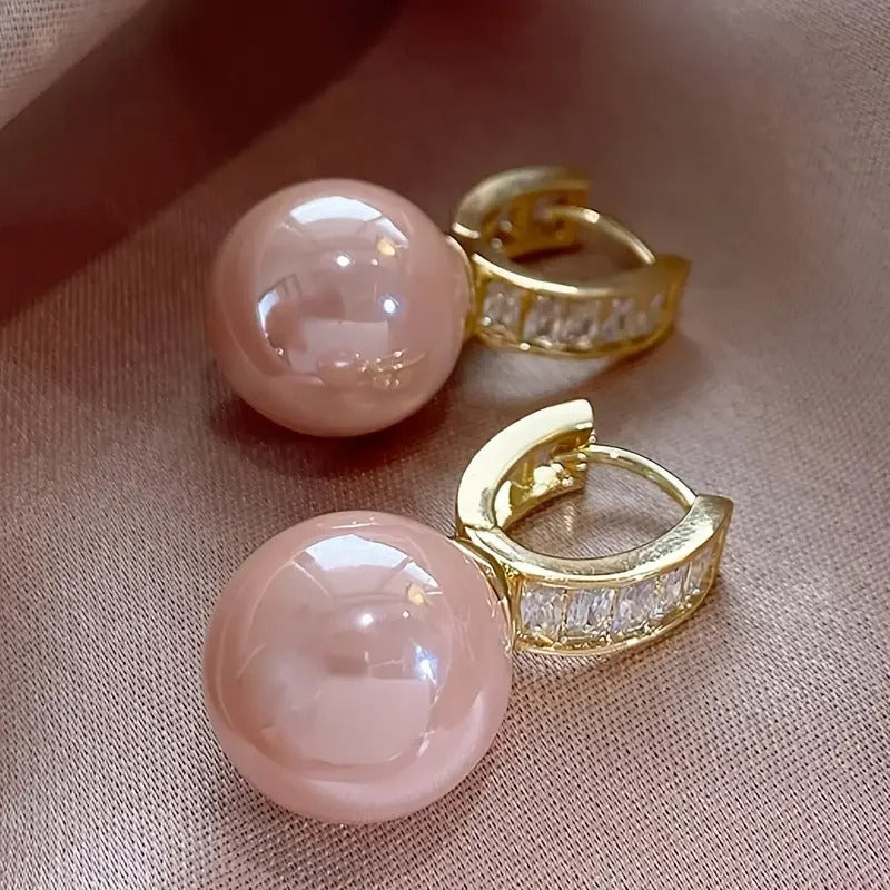 Boucles d'oreilles plaquées or avec perle rose - Alina