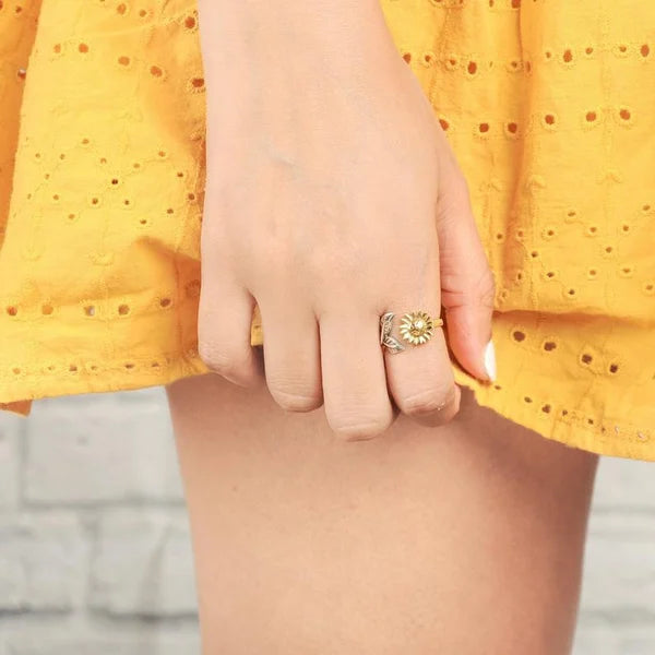 Bague réglable en or en forme de tournesol