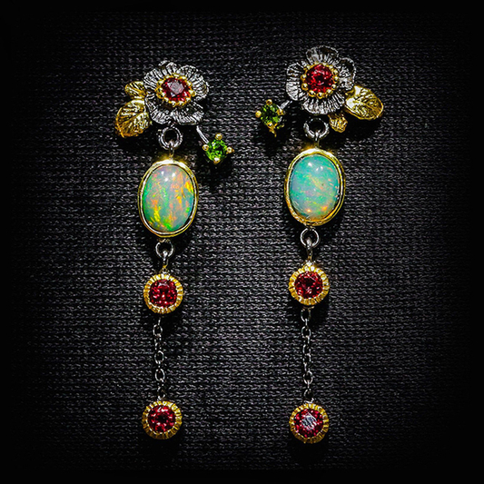 Boucles D'Oreilles Opale Et Zircons Rouges Édition Limitée Collection Joaillerie Précieuse