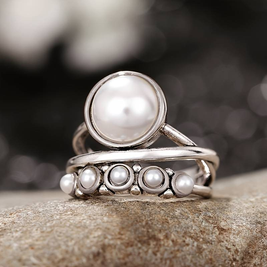 Bague vintage en argent et perles