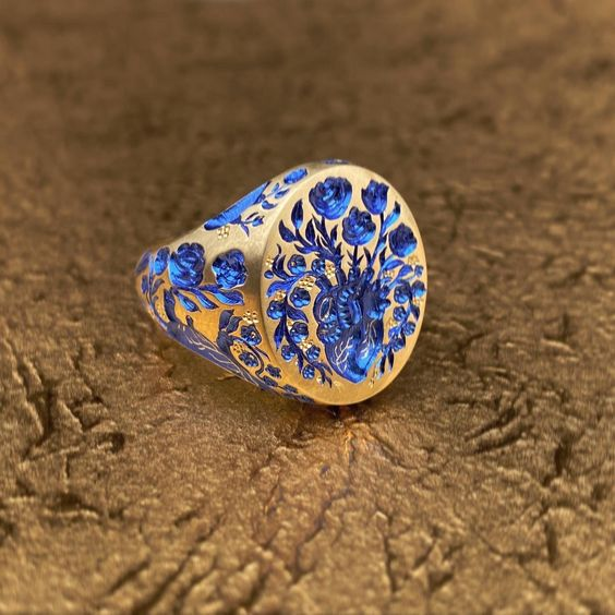 Bague vintage en or bleu